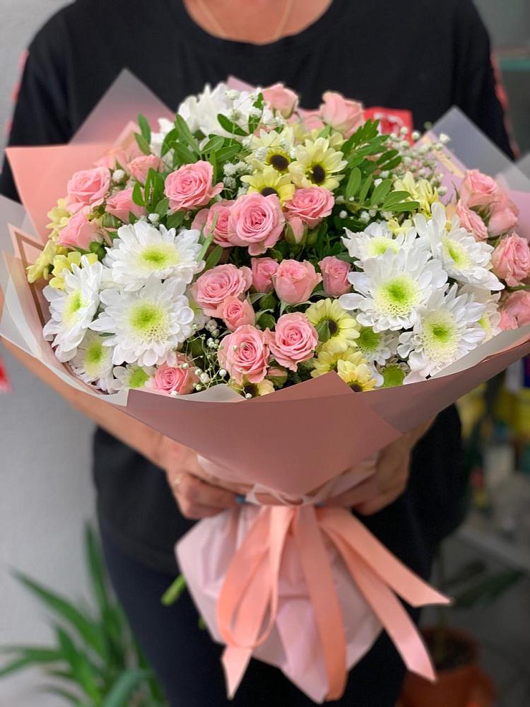 Букет цветов из: Розы и Хризантемы в Бесстрашной