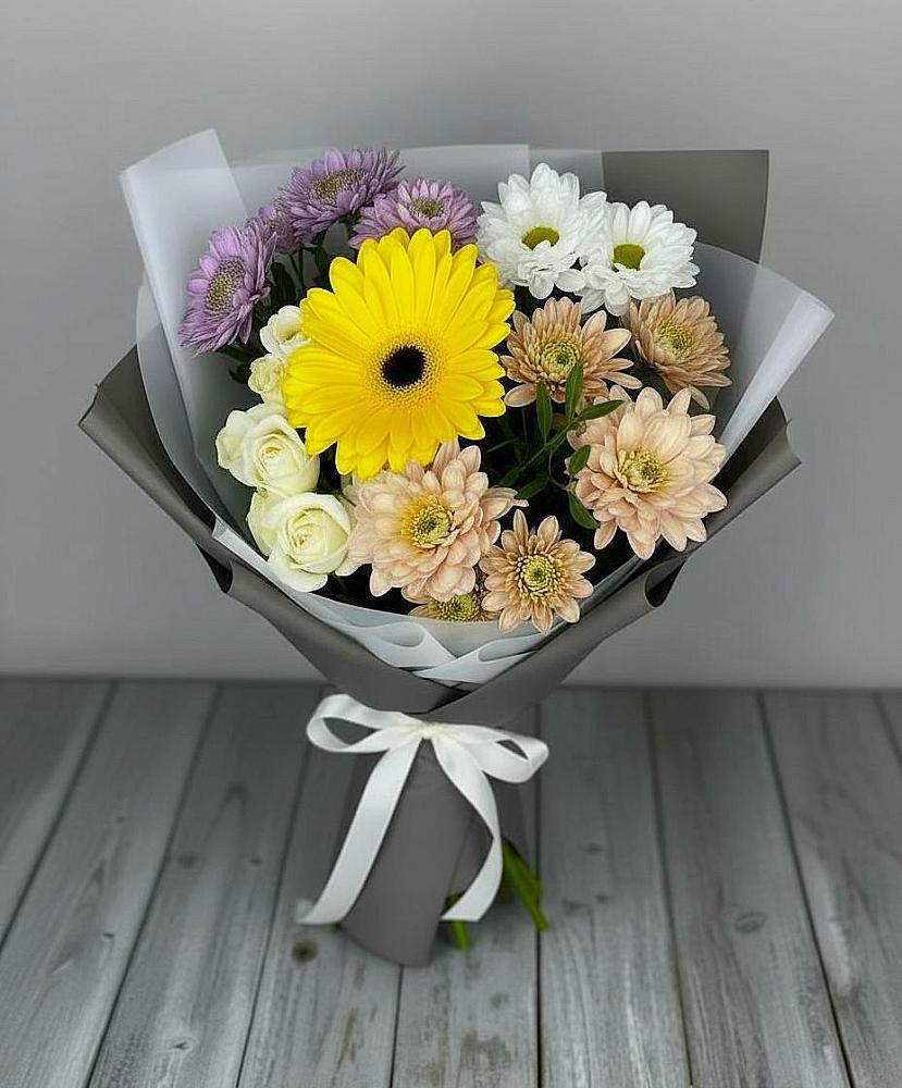 Букет цветов из: Розы, Герберы и Хризантемы в Бесстрашной