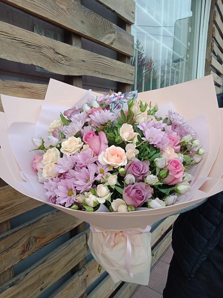 Букет цветов из: Розы и Хризантемы в Бесстрашной