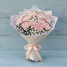 Букет цветов из:  Гвоздики #REPLACE_PRED# Бесстрашной