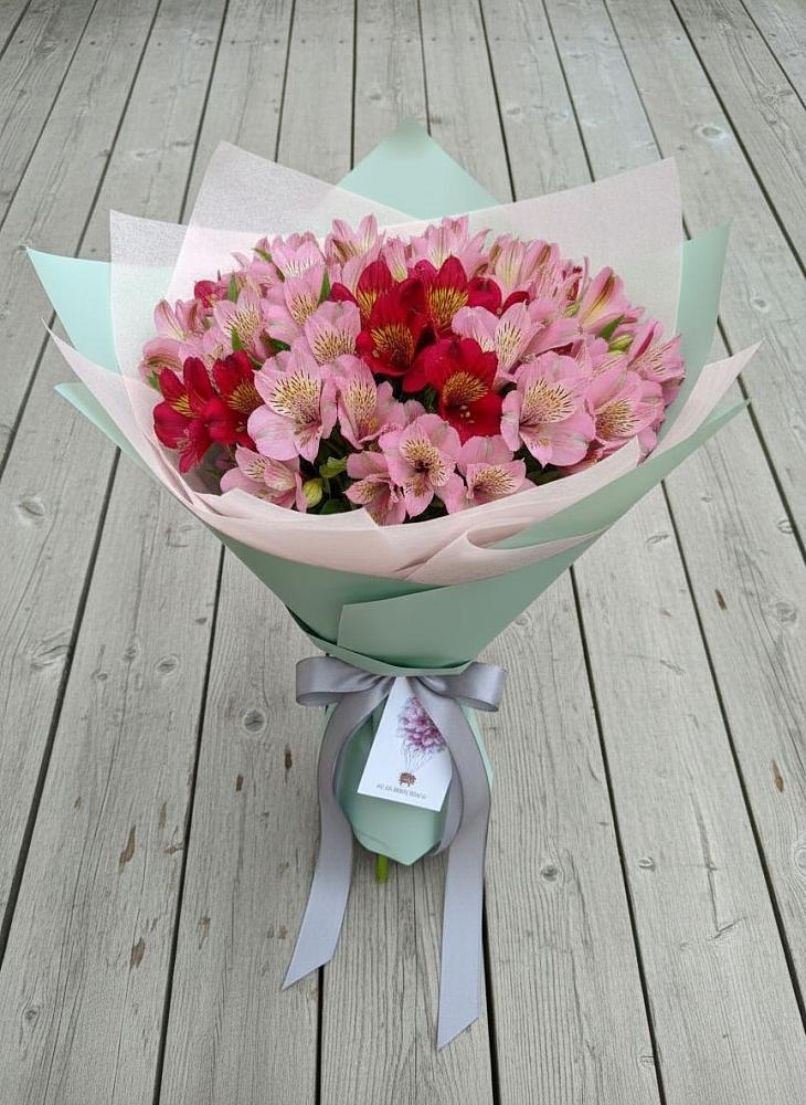 Букет цветов из: Альстромерии в Бесстрашной