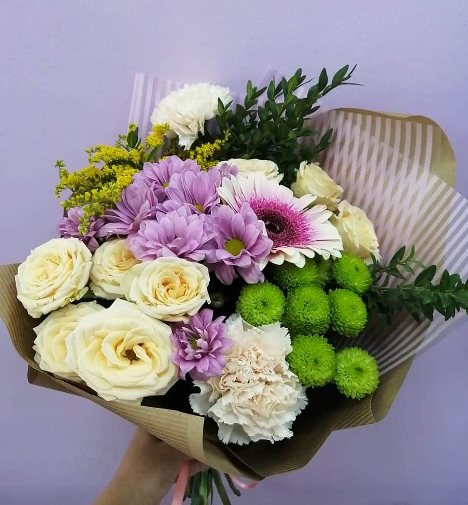 Букет цветов из: Хризантемы, Розы, Гвоздики и Герберы в Бесстрашной