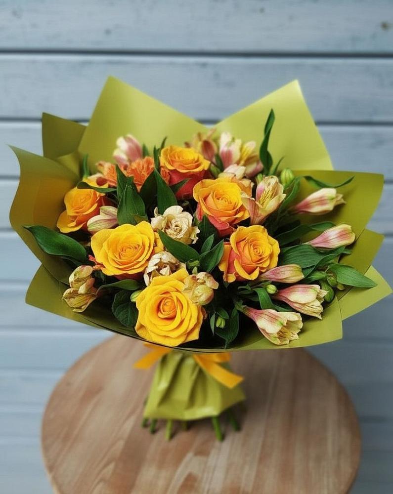 Букет цветов из: Альстромерии и Розы в Бесстрашной