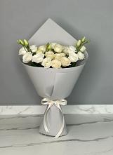 Букет цветов из:  Розы и Лизиантусы #REPLACE_PRED# Бесстрашной